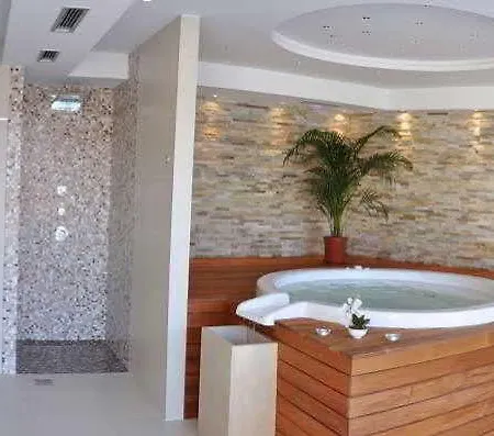 Keti Hotel 4*