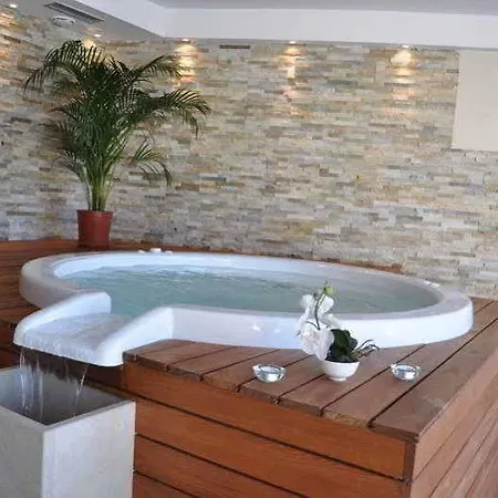Keti Hotel 4*