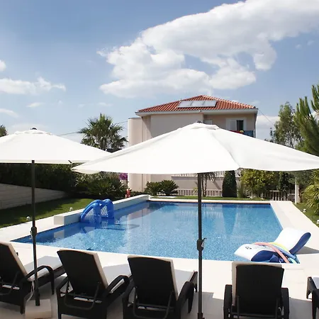 Hotel Keti 4*